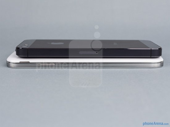 三星Galaxy S4对比iPhone 5 性能做工各具优势