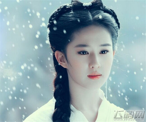 宗师还是女神《九阴真经》手游引代言人猜想 (7)