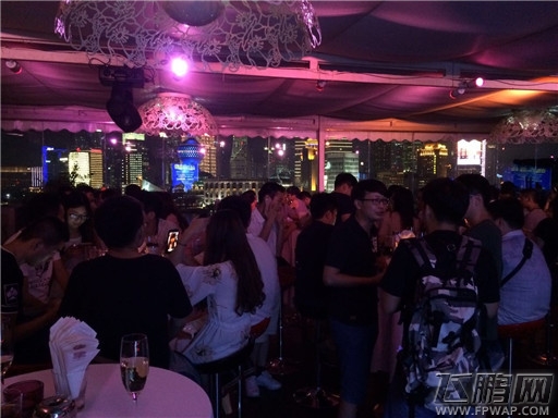 疯狂军团公会之夜圆满落幕 百名会长齐聚共话未来 (8)