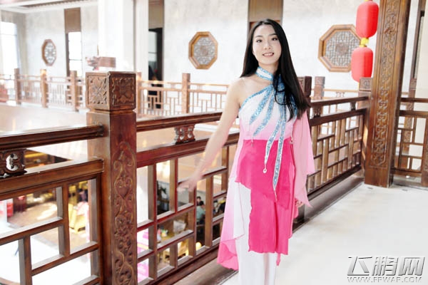 《卧虎藏龙》首个线下cosplay秀帅哥靓女齐助阵 (11)