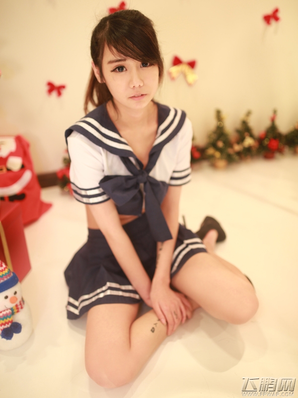任性英雄斗鱼明星美女主播热情加盟 (1)