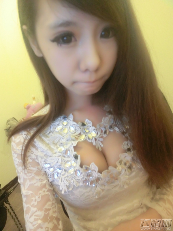 任性英雄斗鱼明星美女主播热情加盟 (6)