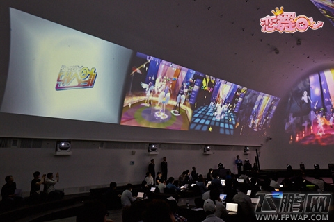 恋舞OL登录韩国 指尖舞蹈席卷全球 (2)