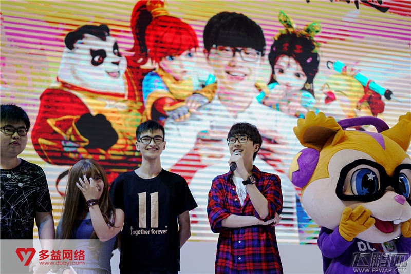 2017ChinaJoy多益网络展台首日的精彩回顾 (15)