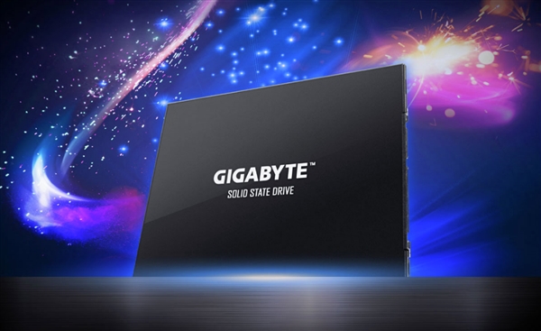 为游戏而生！技嘉科技携旗下电竞品牌AORUS发烧级外设亮相2018 eSmart (8)