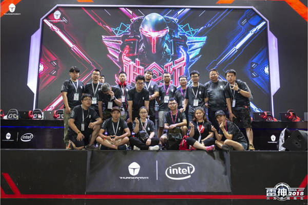 ChinaJoy2018 雷神的新品是扔在水里发布的 (16)