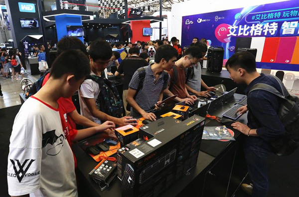 骨伽再现2019ChinaJoy现场，诚邀玩家一同挑战电竞极限！ (9)