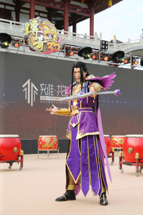 现身西安《传奇世界3D》发布会的人气天王竟然是他! (9)