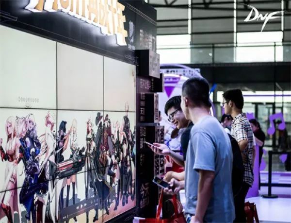 DNF亮相2018ChinaJoy 赛丽亚突破次元来到现实世界 (2)