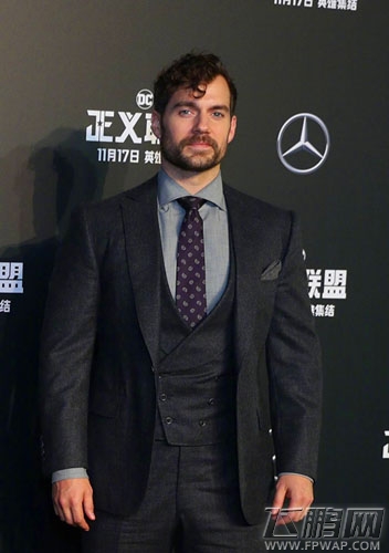 大电影首映礼群星闪耀《正义联盟：超级英雄》玩家代表面基主演 (6)