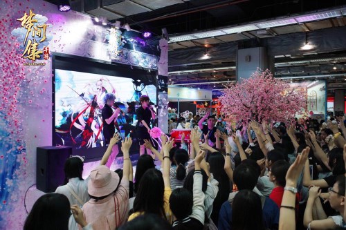 桃花记相逢 《梦间集》萤火虫漫展回顾 (7)