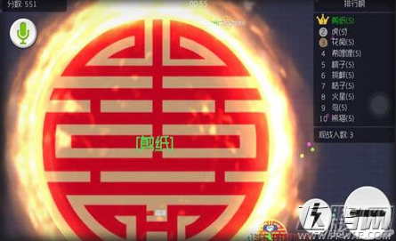 球球大作战交叉吐球技巧教你更好的给队友吐球 (1)