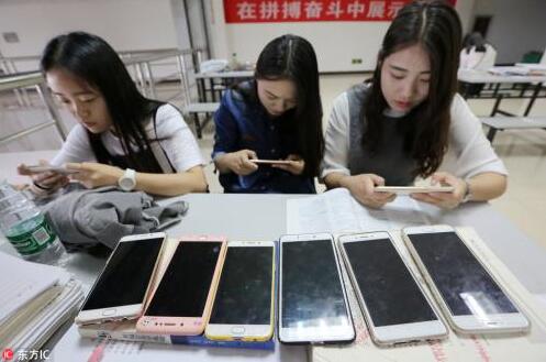 王者荣耀女大学生很坑嘛 女学生玩王者被排挤的真相 (1)