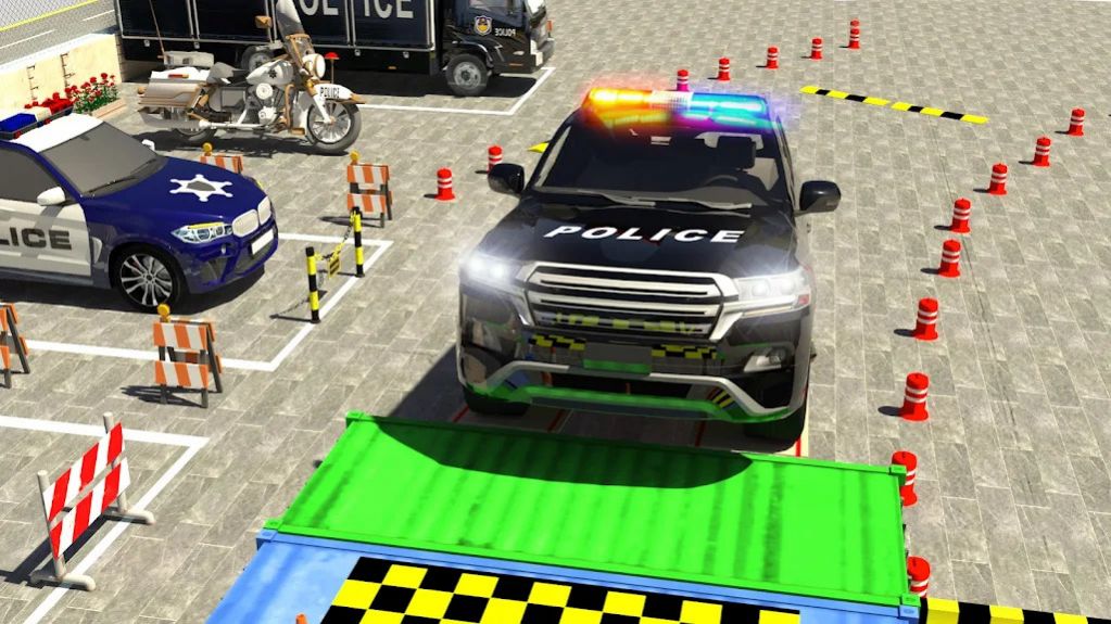 警察普拉多停车场（Police Prado Parking Game）